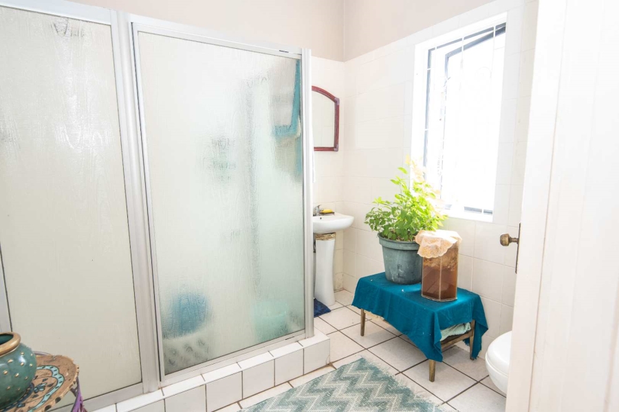 6 Bedroom Property for Sale in Port Elizabeth Central Eastern Cape